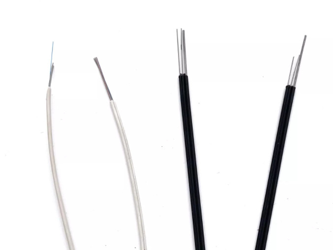 GJXH 2 Core Dropic Fiber Optic Cable Butterfly لاتصالات الاتصالات الداخلية