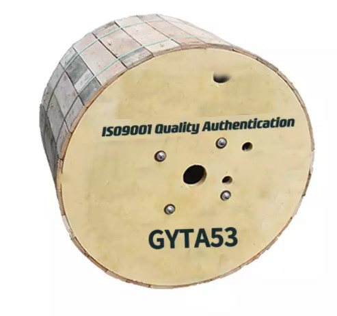 كابل الألياف الضوئية للدفن المباشر GYTA ذو الوضع الفردي 144 كور ذو غمد مزدوج