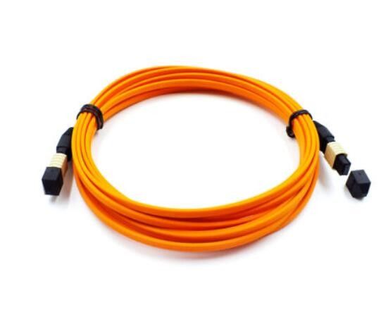 MPO الألياف البصرية متعددة الأوضاع 0.9 مم MPO إلى كابل LC مع خسارة إرجاع 55dB