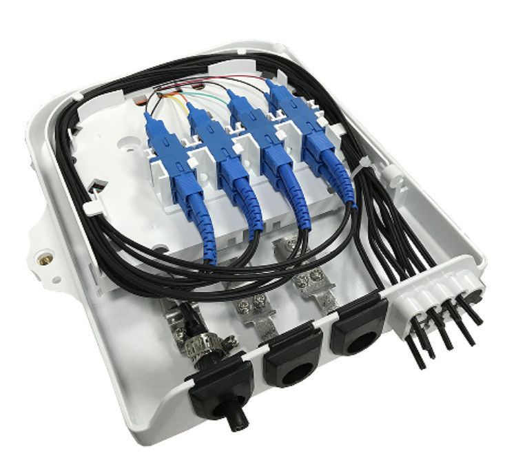 8 نوى صندوق توزيع الألياف البصرية لمكافحة الشيخوخة 1x8 PLC إغلاق لصق