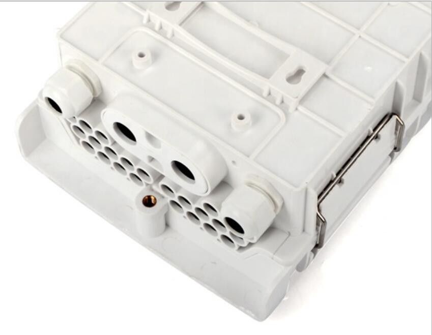 Odf Fiber Optic Terminal Box 24 Core Outdoor مقاوم للماء IP65 FTTH 4 منفذ مدخل / 24 منفذ خارجي