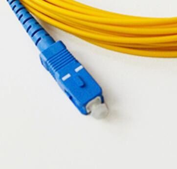 SM G652D كابل تصحيح الألياف البصرية SC APC إلى SC UPC 2.0 مم 3.0 مم