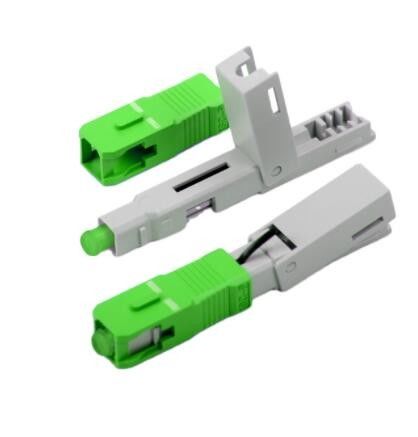 0.9mm كابل SC APC الألياف موصل سريع IEC FTTH إسقاط كابل موصل