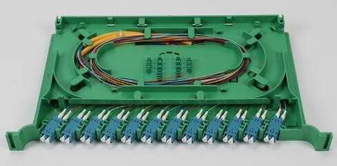 علبة Optic Fusion Splice Tray 12 Core مجمعة ضفيرة فارغة التكوين الكامل SC FC LC